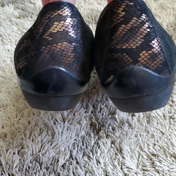 Dansko Olivia Bronze Snake Slip On Loafers… - Picture 4 of 8